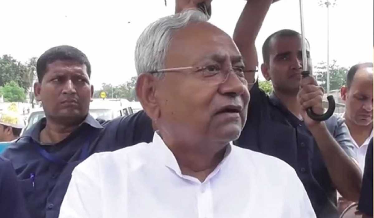 मुझे कुछ नहीं बनना, हमलोग सबको एकजुट कर रहे : नीतीश कुमार